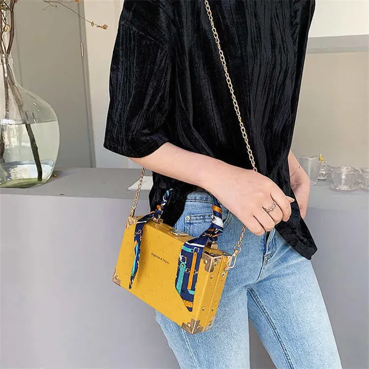Women Fashion Ribbon Decoration Box Shape Chain Bag - Image 4