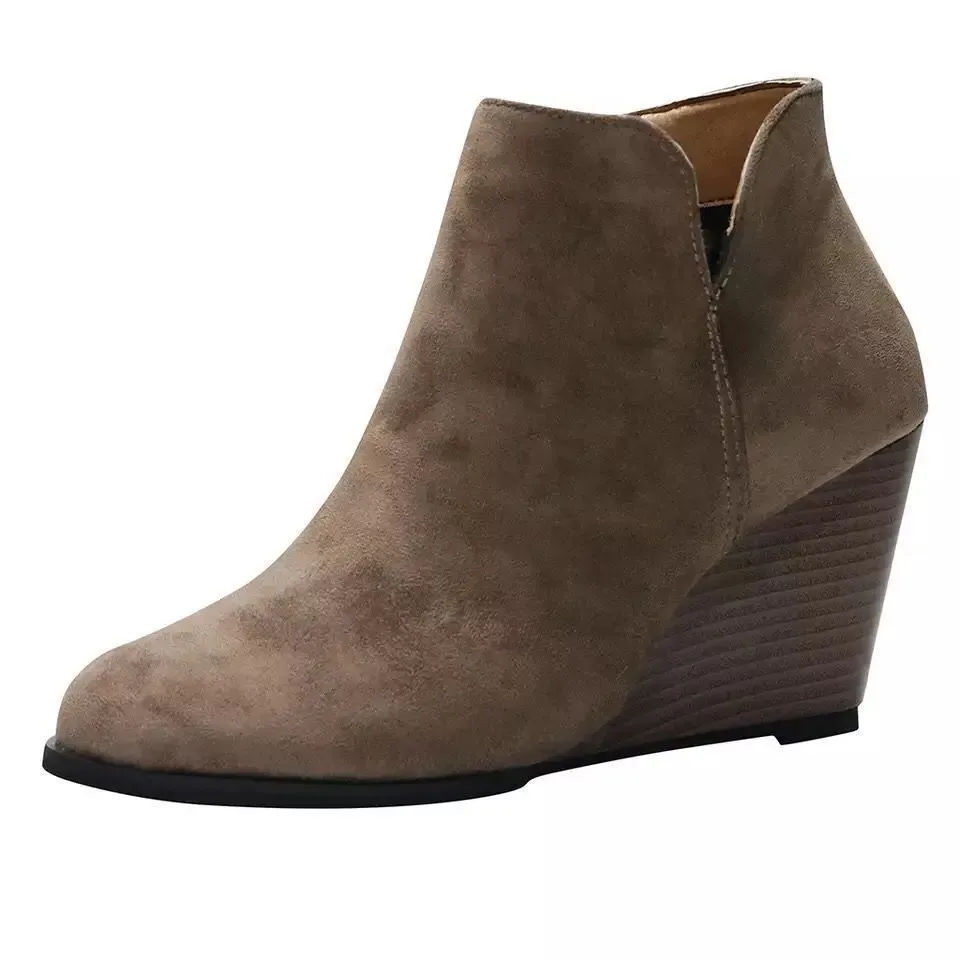 Women Casual Vintage Leopard Pattern Suede Upper Wedged Heels Short Boots - Image 4