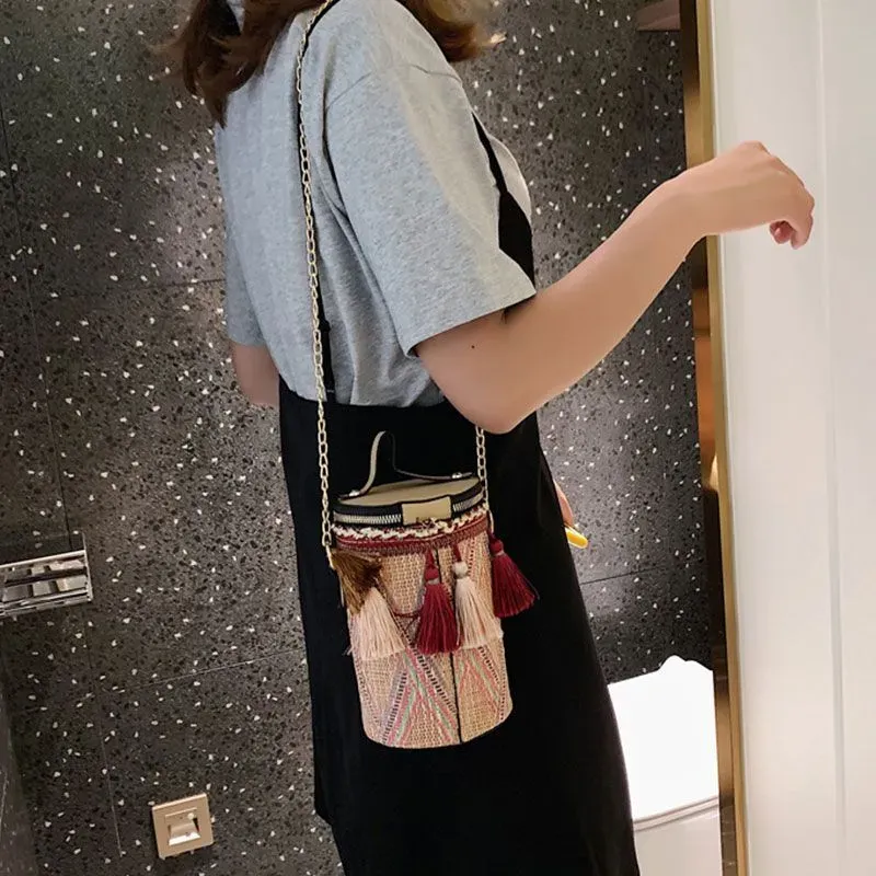 Retro Ethnic Style Zipper Tassels Decor Crossbody Bag - Image 10