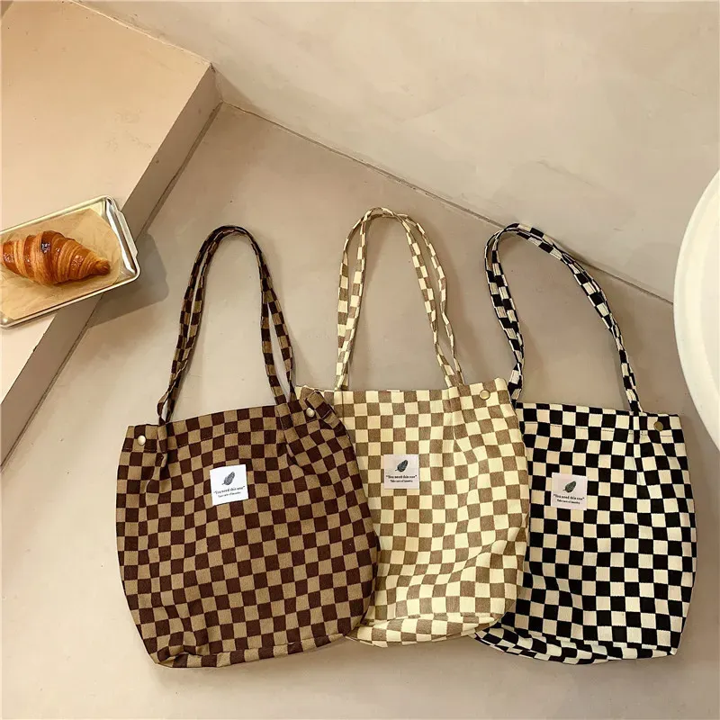 Women Casual Vintage Plaid Pattern Large Capacity Canvas Tote Bag - Image 3