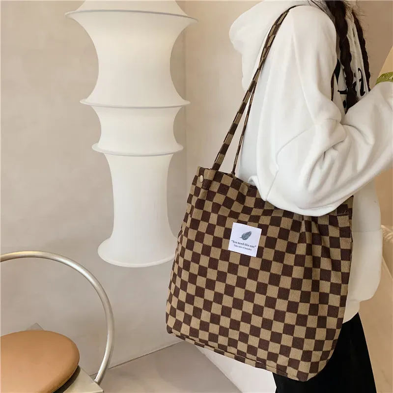 Women Casual Vintage Plaid Pattern Large Capacity Canvas Tote Bag - Image 6