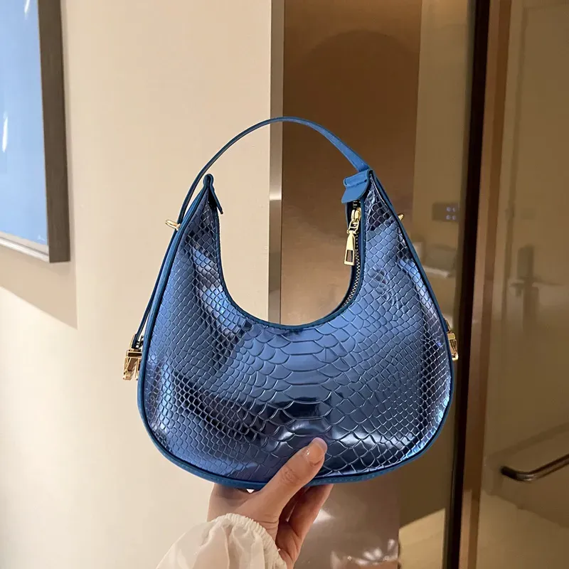 Women Fashionable Simple Pattern Crescent Zipper Shoulder Underarm Bag - Image 4