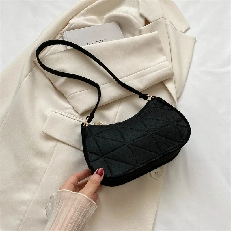 Women Fashion Solid Color Square Stitch Zipper Shoulder Underarm Bag - Image 6