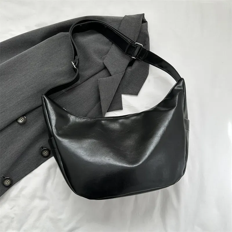 Women Simple Large Capacity Zipper PU Shoulder Bag - Image 6