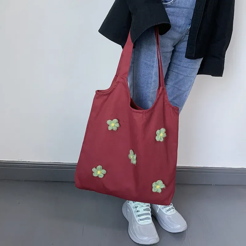 Women Fashionable Stereo Floral Large Capacity Canvas Tote Bag - Image 3
