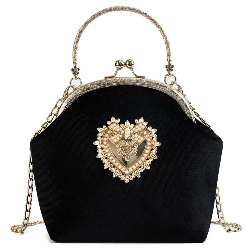 New Design Chic Women Heart Decor Shell Shaped Clasp Handle Bag - Image 8