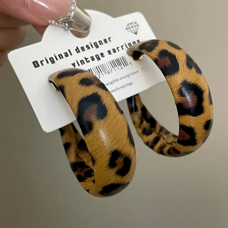 Wholesale Women Fashion Autumn And Winter Leopard Leather Earrings - Image 10