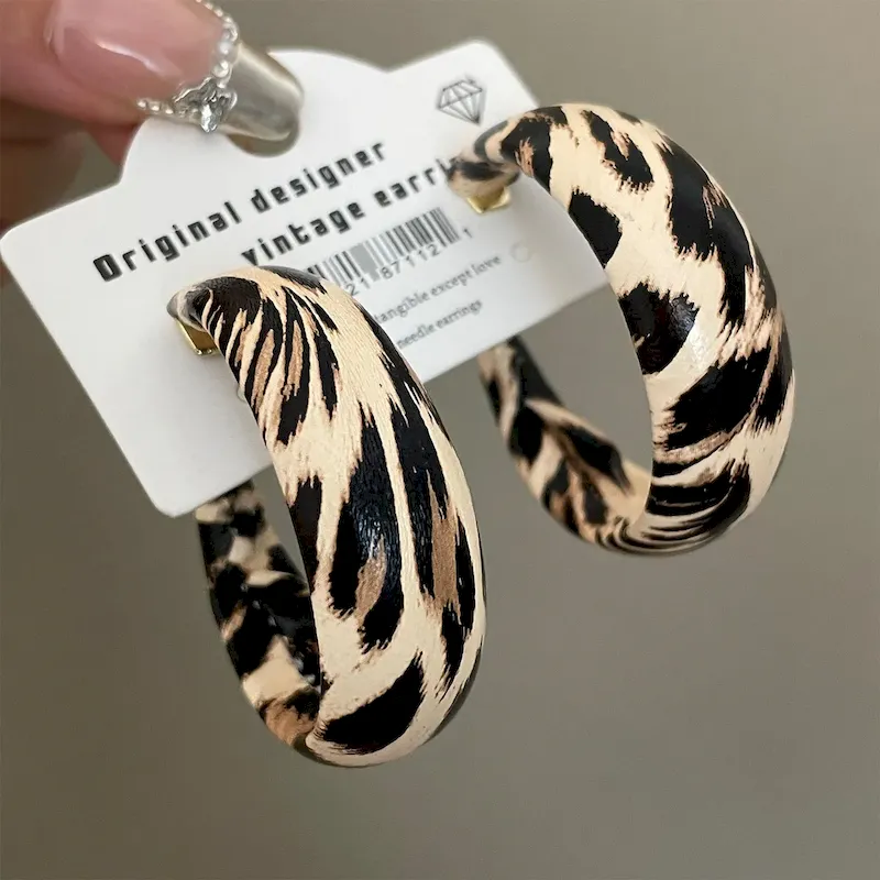 Wholesale Women Fashion Autumn And Winter Leopard Leather Earrings - Image 8