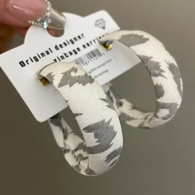 Wholesale Women Fashion Autumn And Winter Leopard Leather Earrings - Image 6