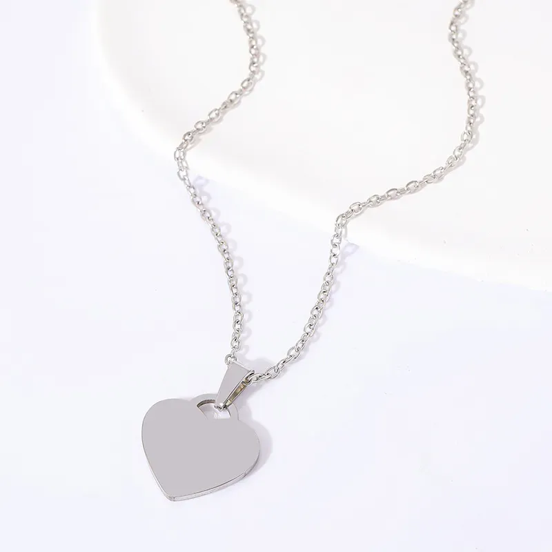 Wholesale Fashion Simple Custom Laser Engraving Heart Shaped Pendant Stainless Steel Necklace - Image 5